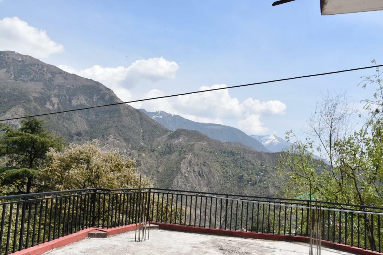 Misty Woods Hotel Dharamshala Buitenkant foto