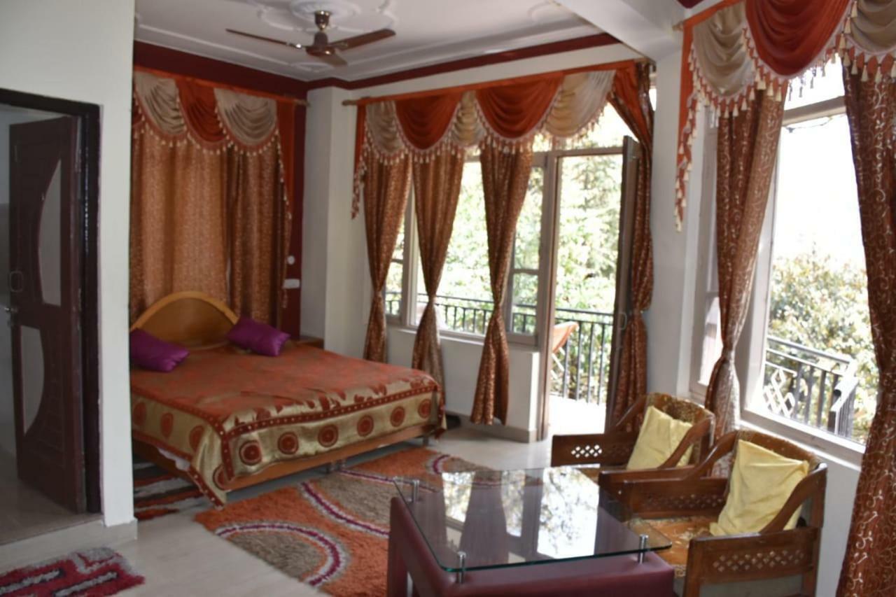 Misty Woods Hotel Dharamshala Buitenkant foto